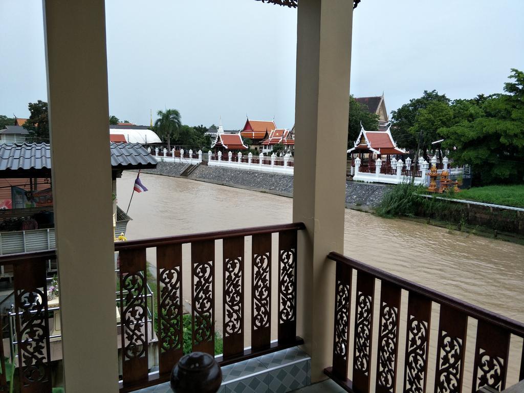 Khun Pra Chote Homestay & Guesthouse Аюттхая Экстерьер фото