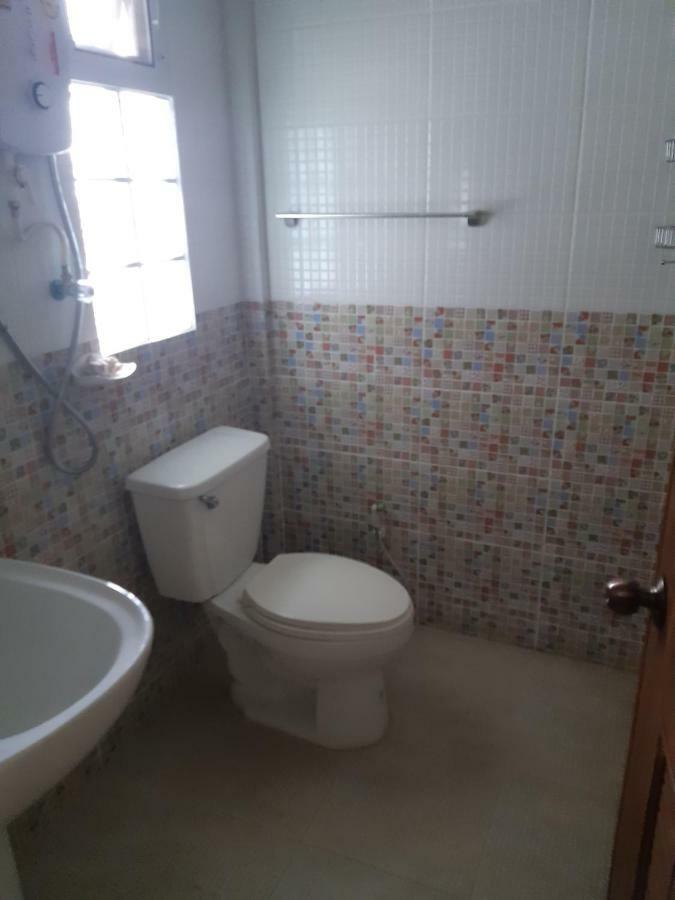 Khun Pra Chote Homestay & Guesthouse Аюттхая Экстерьер фото